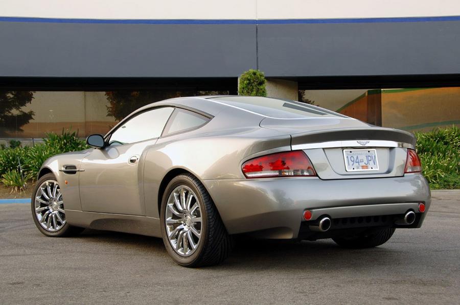  Aston Martin V12 Vanquish Replica 2008 года  (фото 30 из 31)